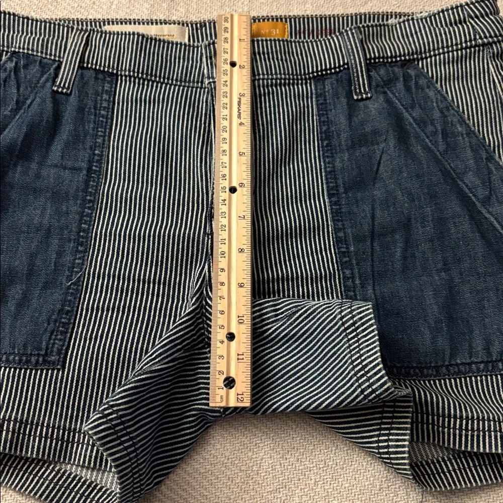Pilcro Railroad Stripe Denim Shorts Size 31 - Picture 10 of 15